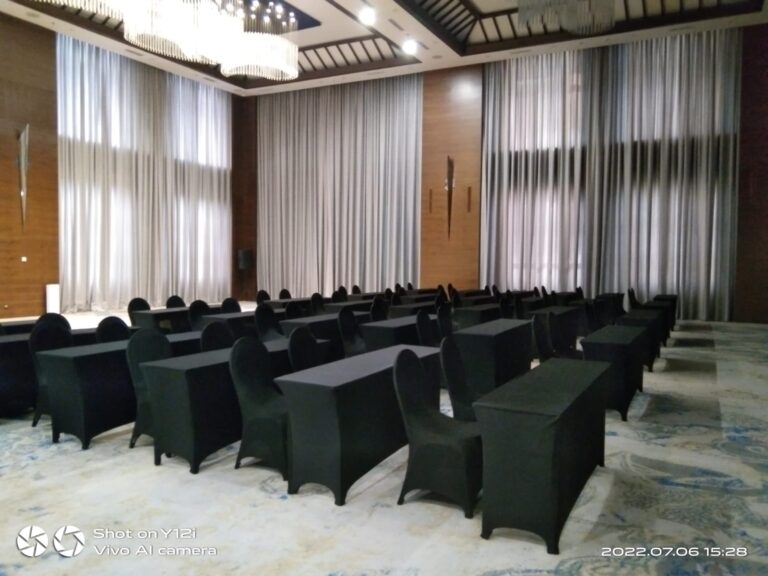 sewa meja rapat ibm